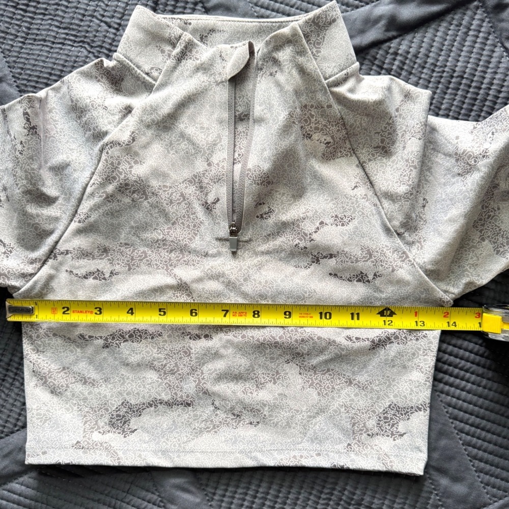 Mono B Womens Small Grey Camo Leopard Quarter Zip Cropped Active Top - Picture 8 of 9